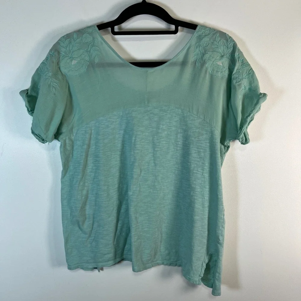 Free People Seafoam Green Mint Embroidered Henley Short Sleeve Top Medium Boho - Picture 7 of 7